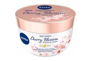 Nivea Body Souffle Cherry Blossom en Jojoba Olie
